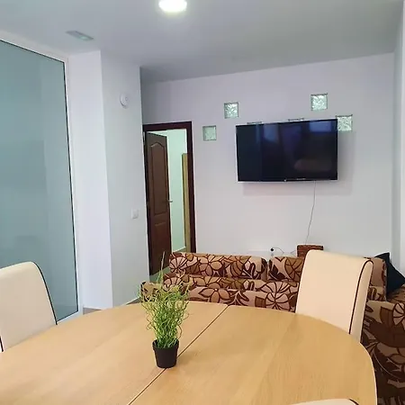 Gara I Apartment